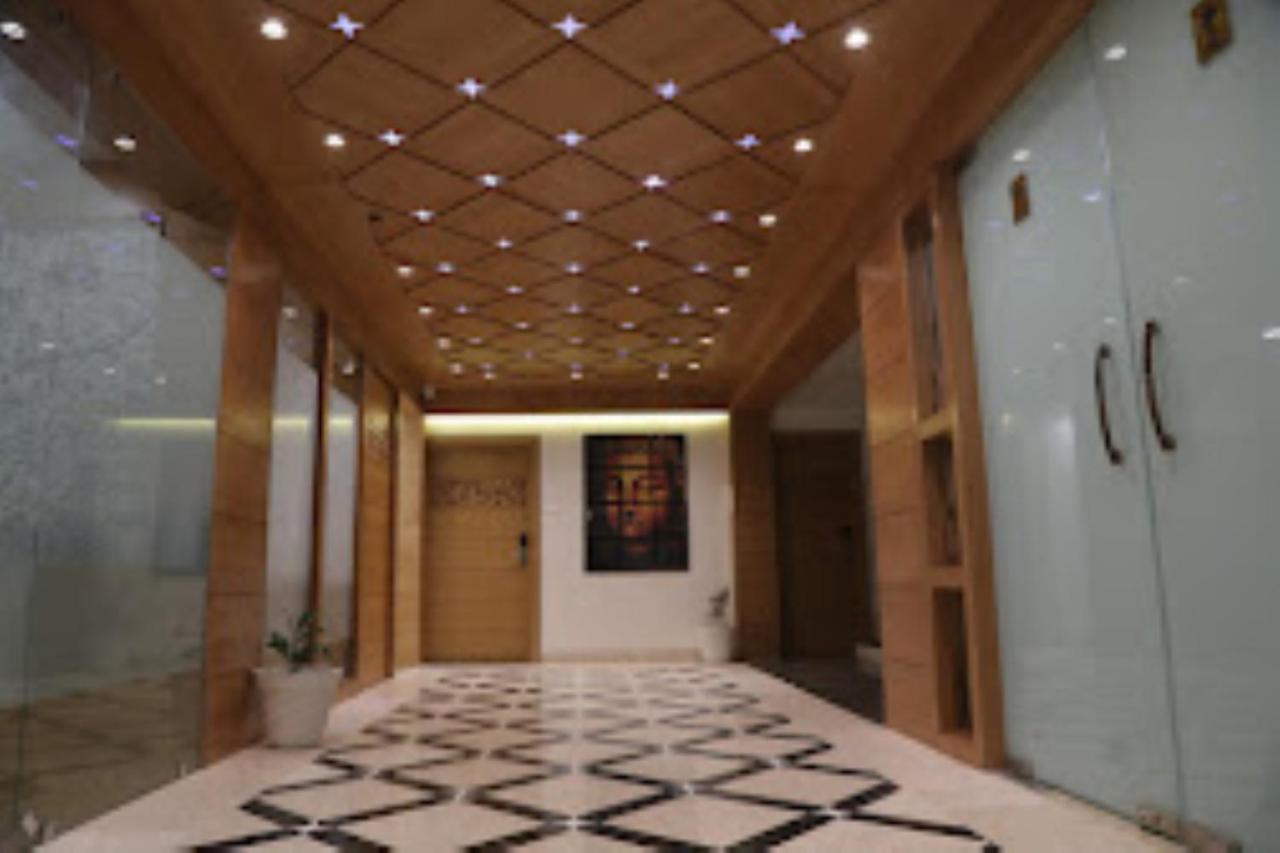 Hotel Aditya Residency Бопал Екстериор снимка